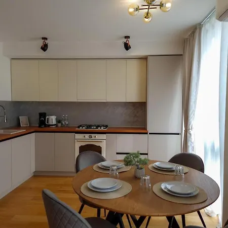 Blue Royale Carmen Sylva Collection Apartment *