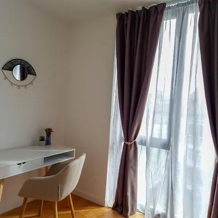 Blue Royale Apartment Bucharest